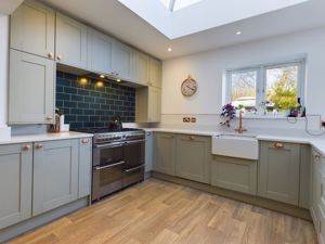 Kitchen- click for photo gallery